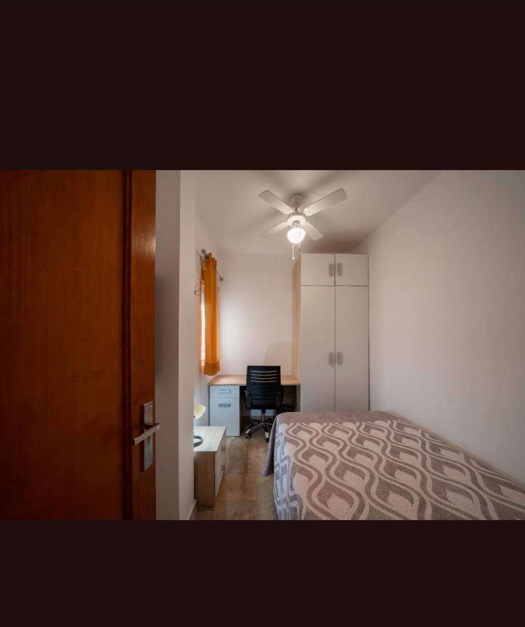 Playa Zapillo Costa Apartment อัลเมรีอา ภายนอก รูปภาพ